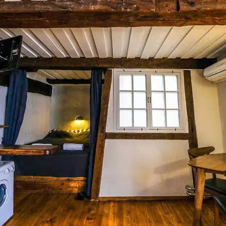 Apartamento Blacksmith Old Town