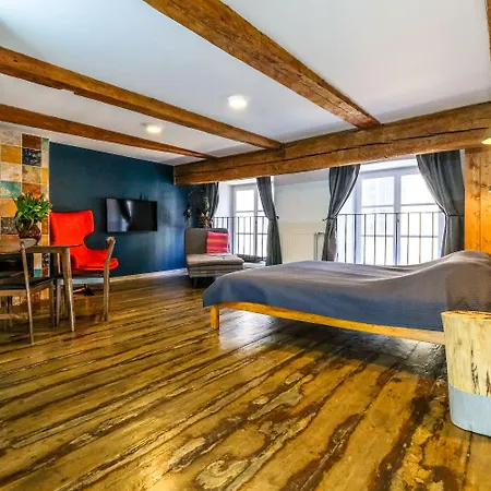 Apartamento Blacksmith Old Town