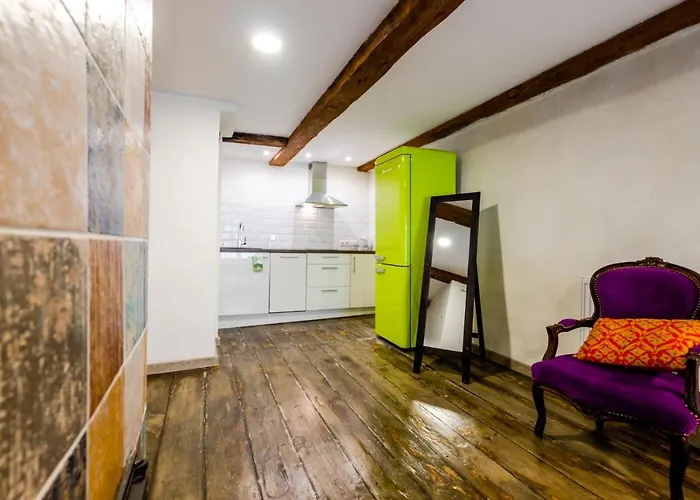 Blacksmith Old Town Апартаменты *