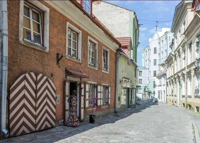 Апартаменты Blacksmith Old Town *